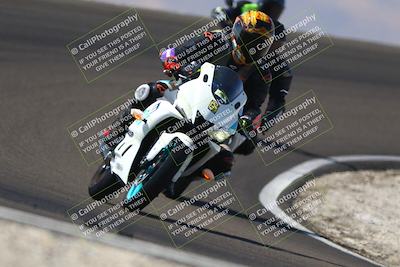 media/Sep-21-2025-TrackDaz (Sun) [[277c75b276]]/C Group/1240pm (Turn 2)/